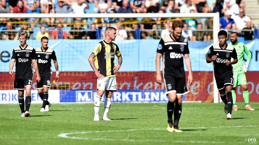 «Витесс» Слуцкого разгромно проиграл «Аяксу» в четвёртом туре Эредивизи