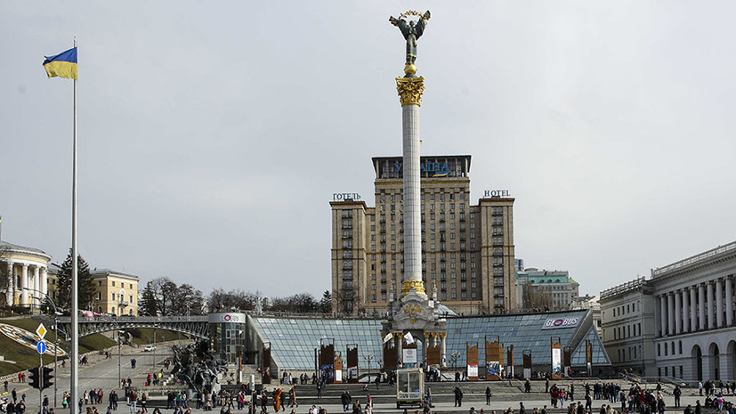 В Киеве выступили против переименования улицы в честь Маккейна