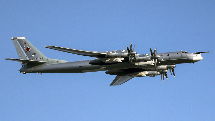 Российские «Медведи» над Аляской: в Минобороны РФ рассказали о сопровождении Ту-95 американскими истребителями F-22