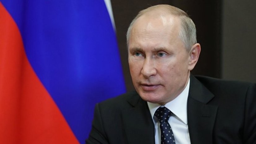 Путин призвал придать системный характер гуманитарным усилиям в Сирии