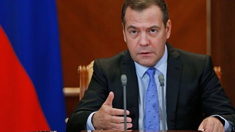 Медведев сообщил о запланированном визите Путина в Узбекистан в октябре