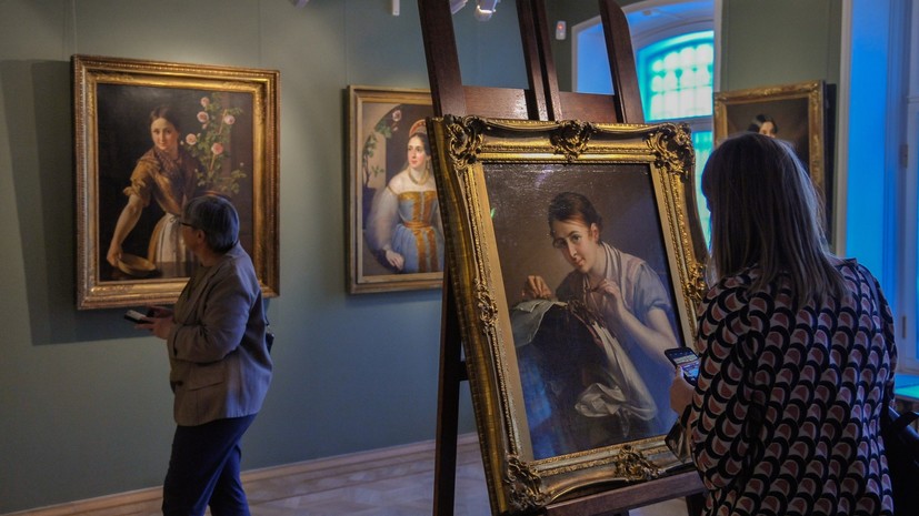 В музее Тропинина в Москве открылась выставка-инсталляция «Собирательный образ»