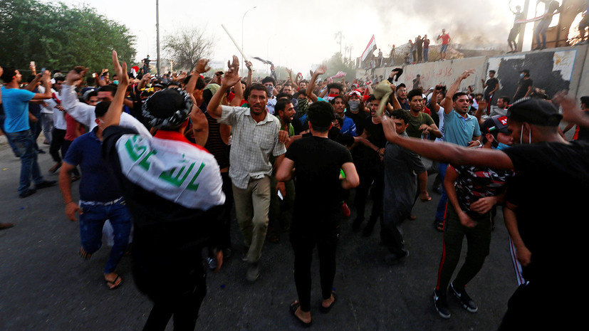 Один человек погиб и более десяти пострадали при протестах в Ираке