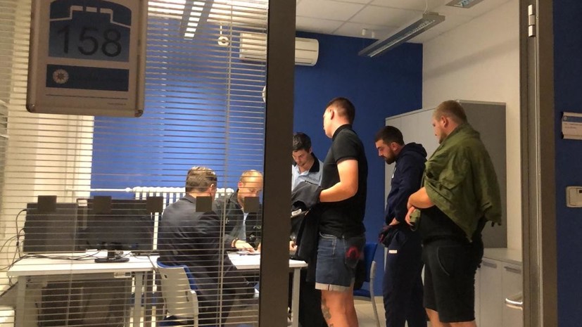 СМИ: Чешская полиция освободила украинских болельщиков, арестованных после матча Лиги наций