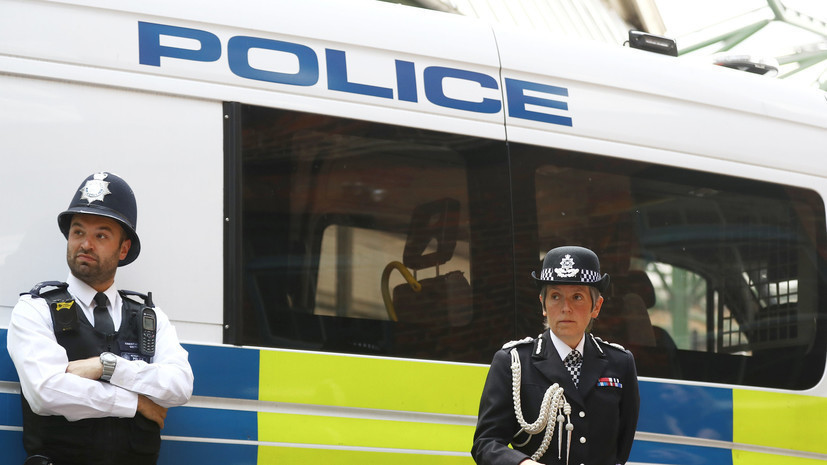 Полиция британского Барнсли задержала подозреваемого в нападении на прохожих с ножом