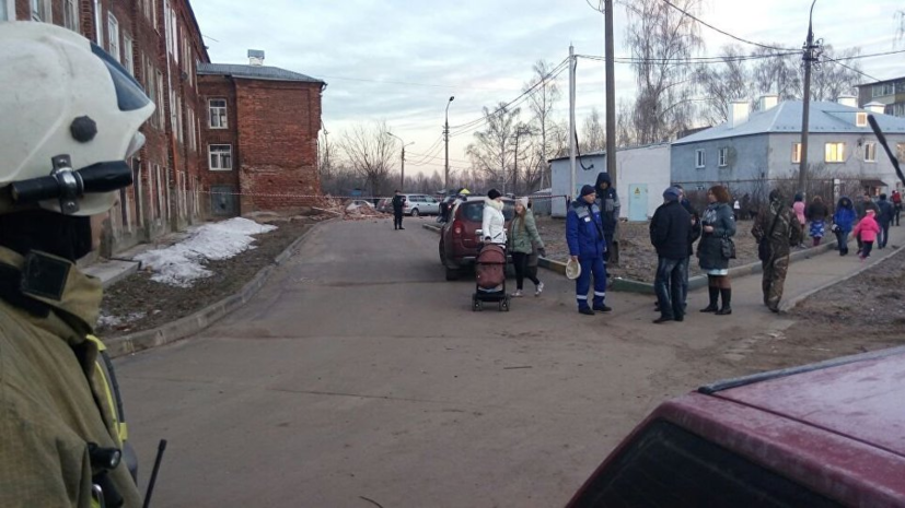 Директор школы в Иркутской области прокомментировала частичное обрушение здания