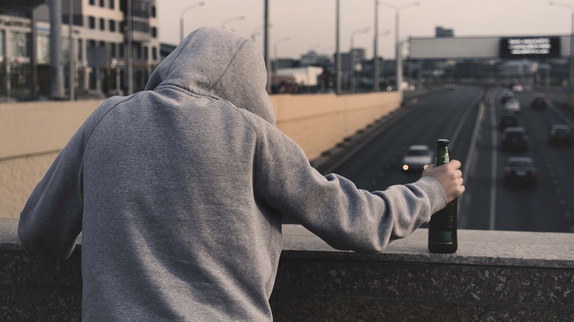 В России снизилось число пациентов с психическими расстройствами, связанными с алкоголизмом