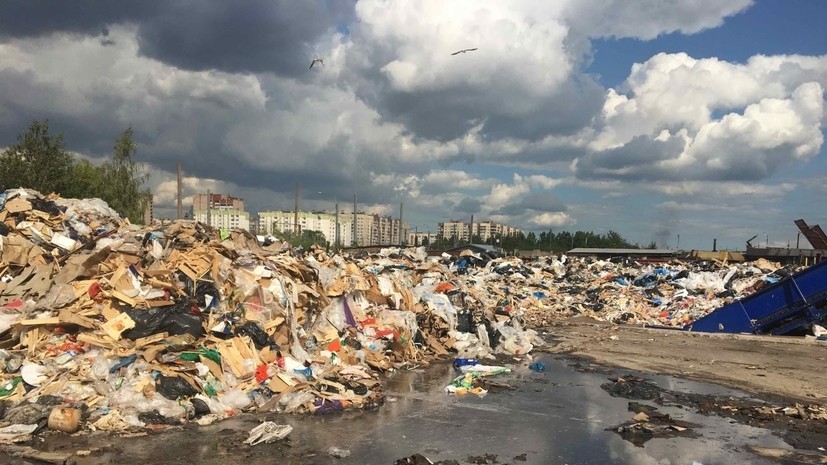 Прокуратура нашла многочисленные нарушения на свалке в Петербурге