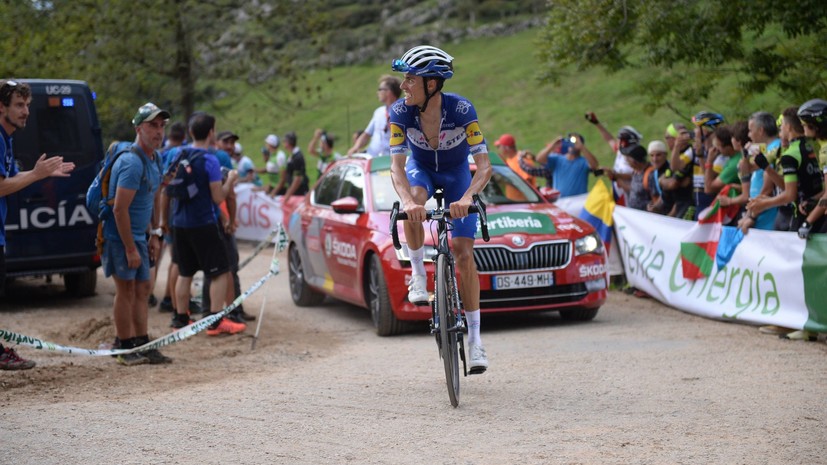 Велогонщик Мас выиграл 20-й этап «Вуэльты», Закарин — 27-й