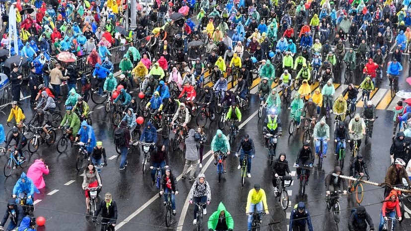 Участниками Московского велопарада стали почти 20 тысяч человек
