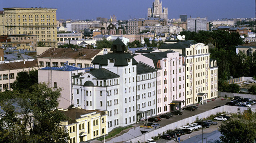 СМИ: Минэкономразвития не поддержало предложенный в Госдуме механизм перевода апартаментов в жильё