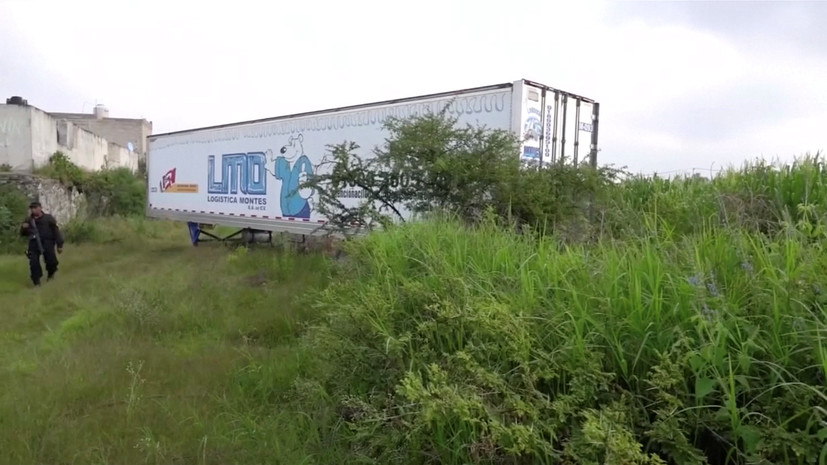 В Мексике обнаружили грузовик со 157 трупами
