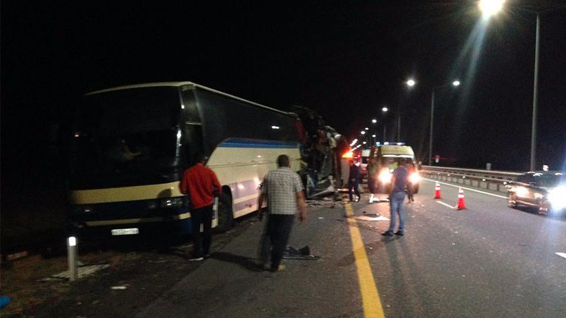 Три человека погибли и 37 пострадали в ДТП с автобусами под Воронежем