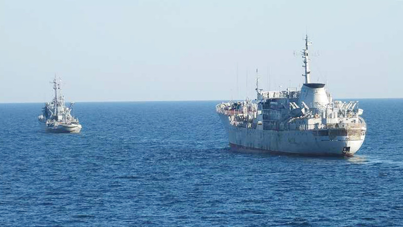 У берегов Крыма: два корабля ВМС Украины вошли в исключительную экономическую зону России