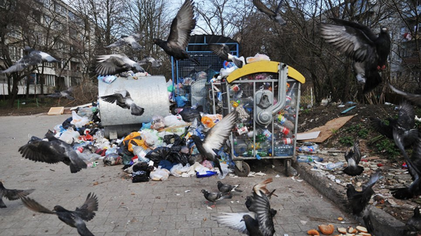 Губернатор Челябинской области созвал экстренное совещание из-за ситуации со сбором мусора