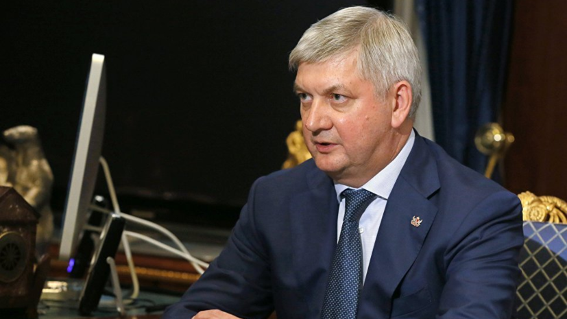 Воронежский губернатор объяснил выплату заместителю 23 окладов