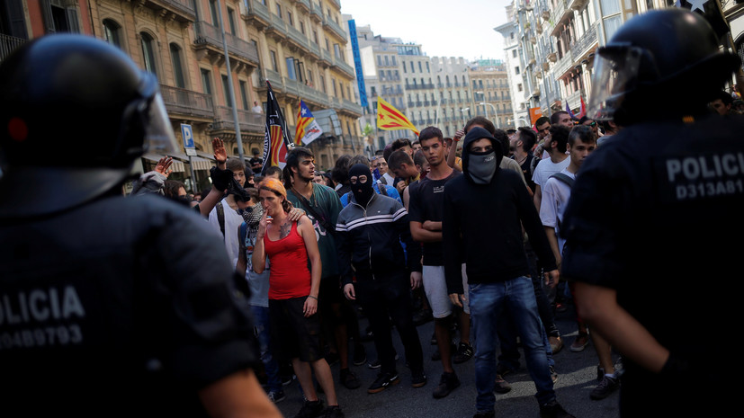 В ходе столкновений в Барселоне пострадали 24 человека