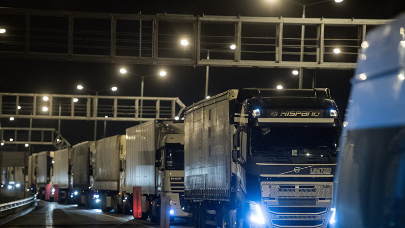В Крыму оценили запуск движения грузового транспорта по Крымскому мосту