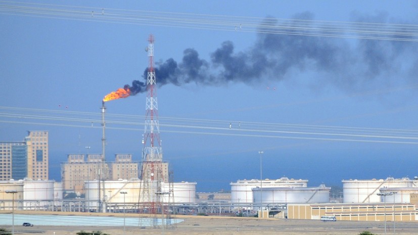 СМИ: Кувейт впервые с 1990 года прекратил поставки нефти в США