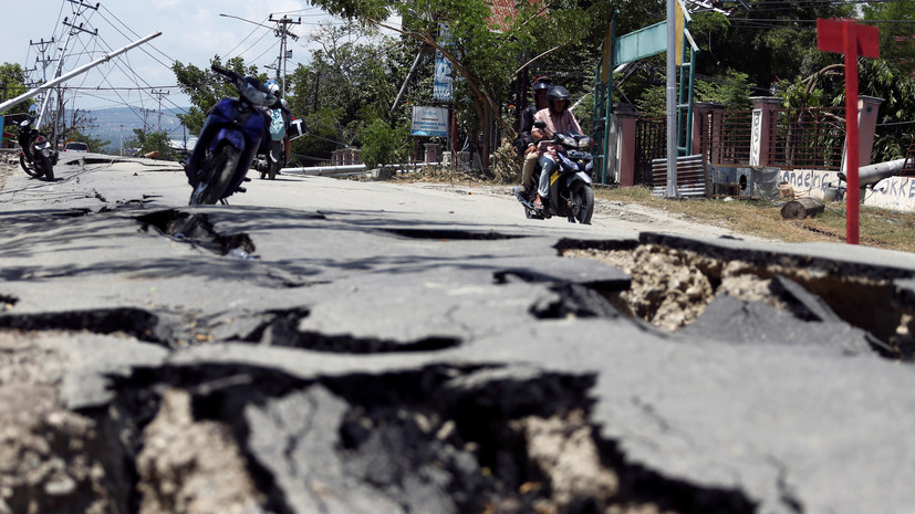 В Индонезии подтвердили гибель 1234 человек при землетрясении