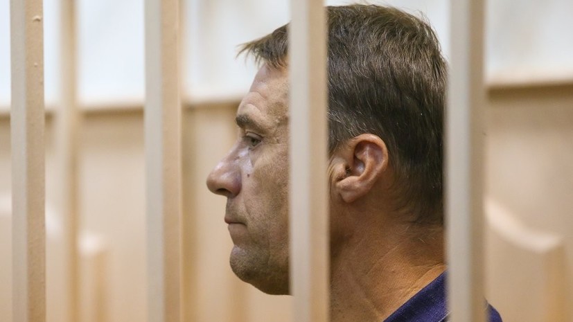 СК: полковнику Захарченко ежемесячно передавали взятки в размере $150 тысяч