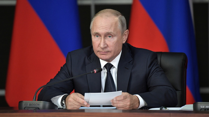 Путин внёс в Госдуму проект о смягчении 282-й статьи УК России
