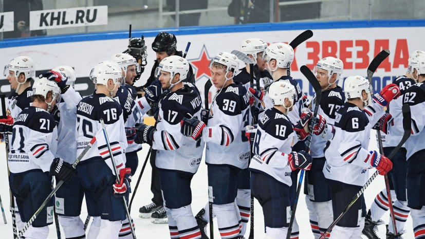 «Металлург» переиграл «Куньлунь» в матче регулярного чемпионата КХЛ, Варфоломеев забросил две шайбы