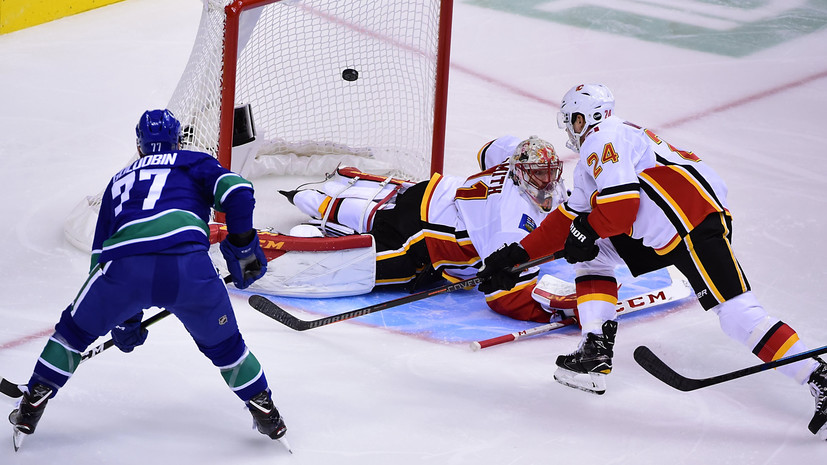 Гол и передача Голдобина помогли «Ванкуверу» обыграть «Калгари» в матче регулярного чемпионата НХЛ