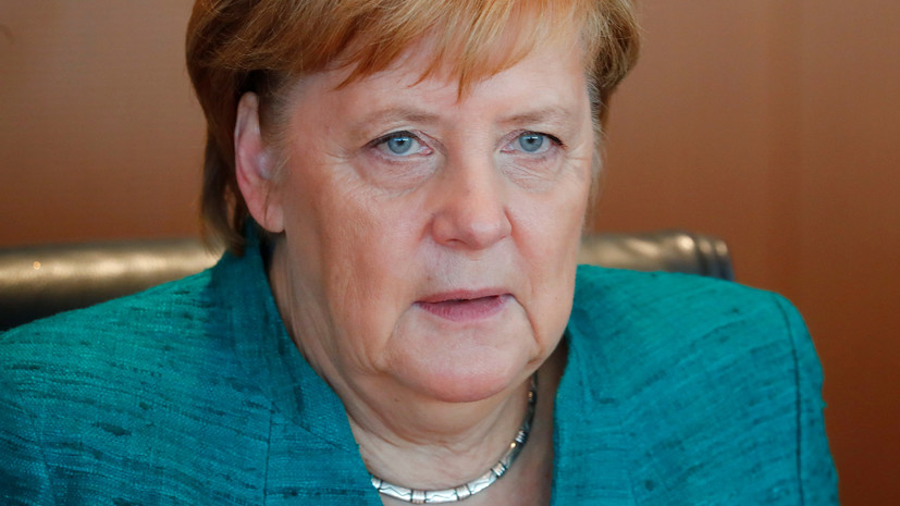 Меркель заявила о необходимости помешать Ирану получить атомное оружие