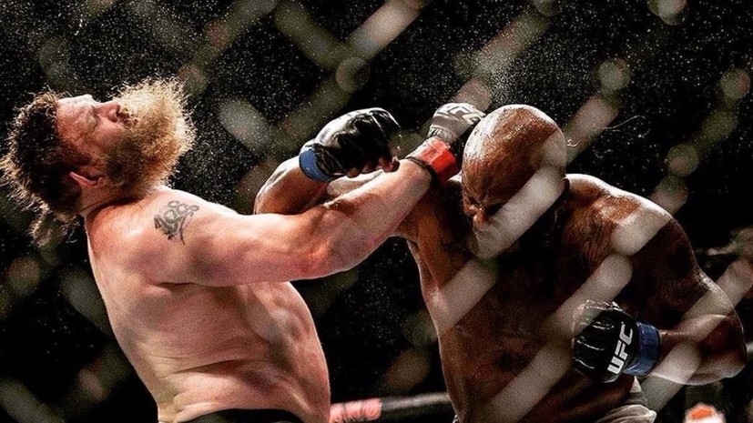 Американский боец UFC Льюис отказался от боя в России из-за боязни расизма
