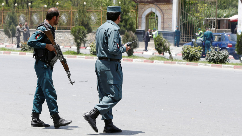 В Афганистане в столкновениях с боевиками погибли 14 полицейских