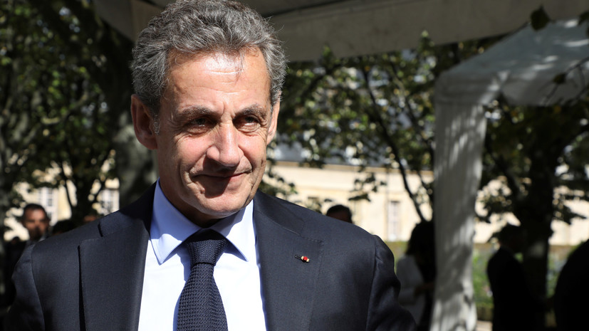 Суд в Париже отклонил просьбу Саркози прекратить разбирательство против него