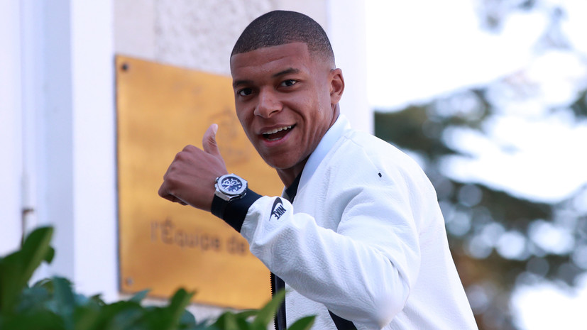 Названа четвёртая пятёрка номинантов на «Золотой мяч»