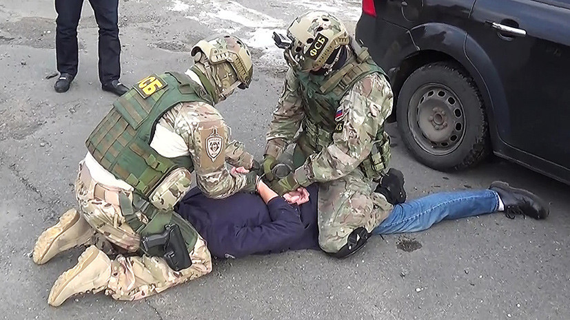 «Изъято 36 самодельных бомб»: ФСБ задержала в двух городах России членов преступной группы по производству оружия