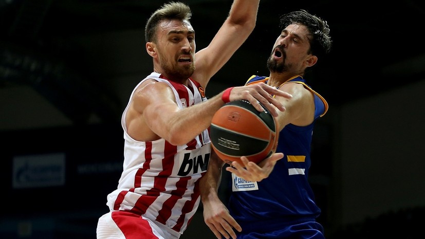 «Химки» проиграли «Олимпиакосу» в матче баскетбольной Евролиги