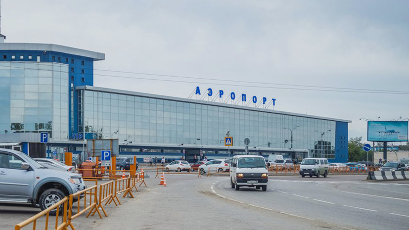 Летевший в Токио самолёт вернулся в Иркутск из-за неисправности шасси