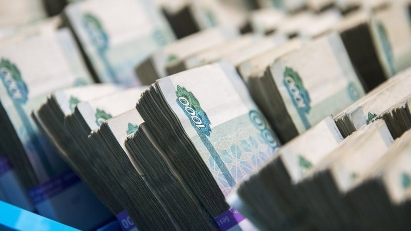 СМИ: Россияне направили на рефинансирование кредитов 921,7 млрд рублей в первом полугодии