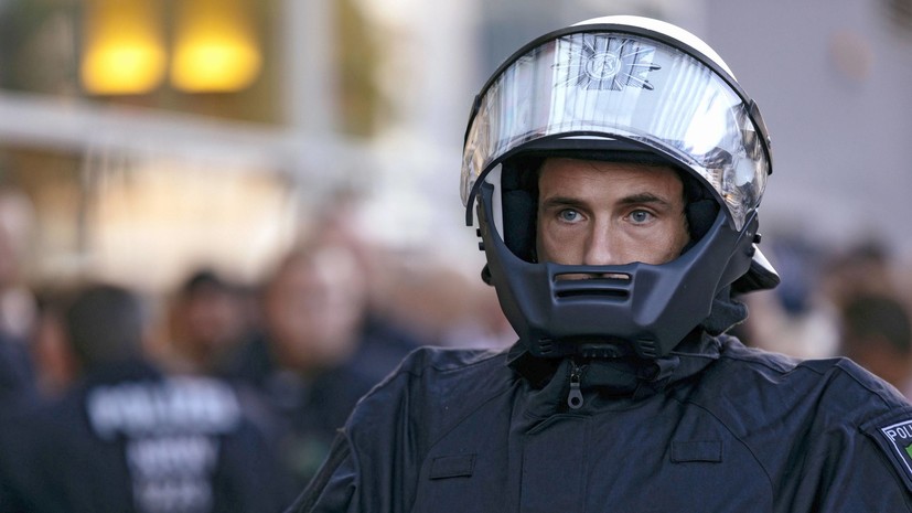 Неизвестный захватил заложника на вокзале в Кёльне