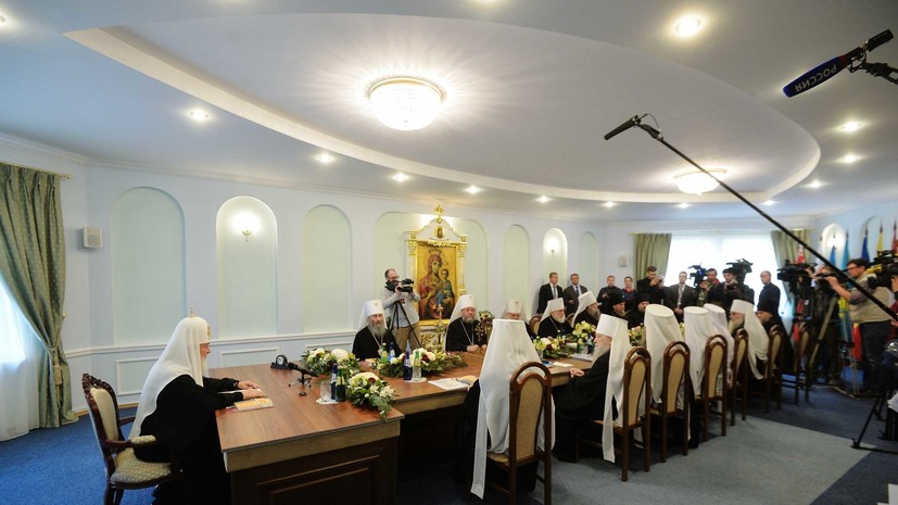 Синод РПЦ объяснил изменение позиции Константинополя по статусу церкви на Украине
