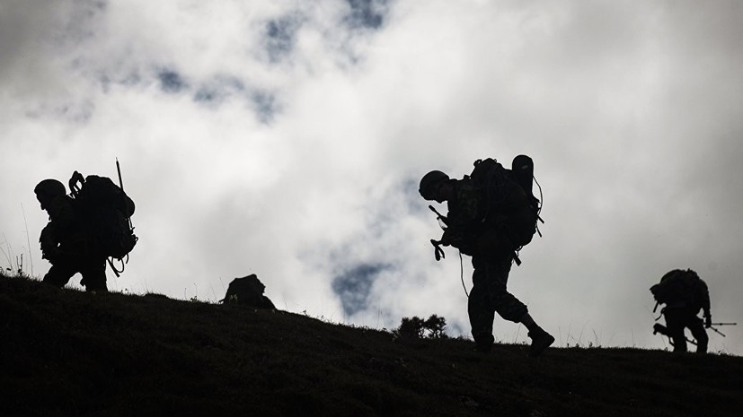 Экипажи самолётов морской авиации ЧФ начали тренировки по выживанию в горах