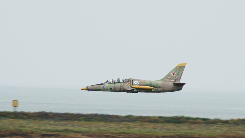Источник: на Кубани почти 200 человек ищут лётчиков после крушения Л-39