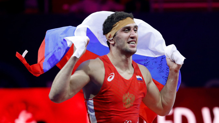 Сидаков принёс сборной России первую золотую медаль чемпионата мира по борьбе