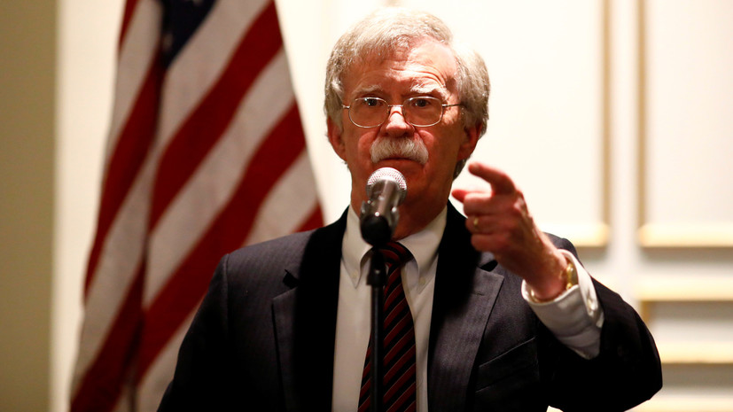 Болтон встретился с представителями бизнеса США в России