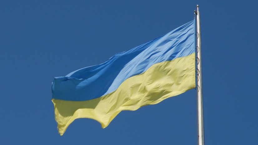 Украинцы рассказали о мешающих стране развиваться факторах