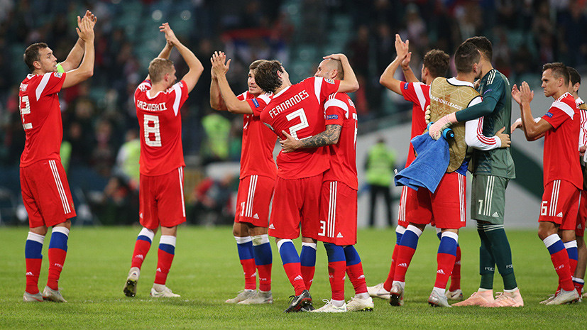 Пять с плюсом: сборная России по футболу продолжила восхождение в рейтинге ФИФА