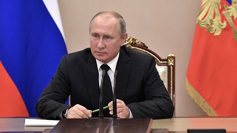 Путин назвал «недоработкой» проблему криминализации цыганских поселений