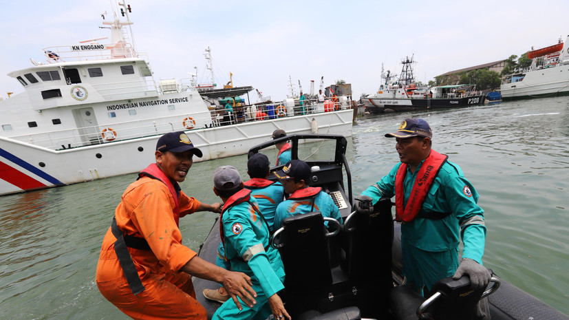 «Выживших нет»: что известно о крушении пассажирского лайнера в Индонезии