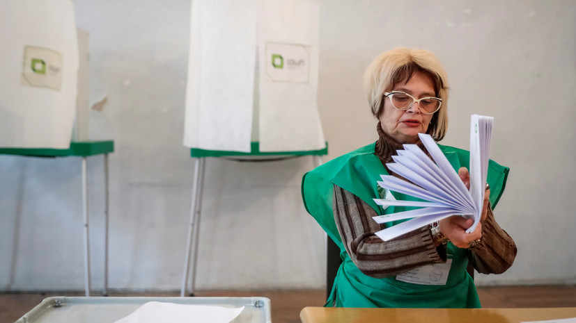 ЦИК Грузии объявил итоги выборов президента после подсчёта 100% голосов