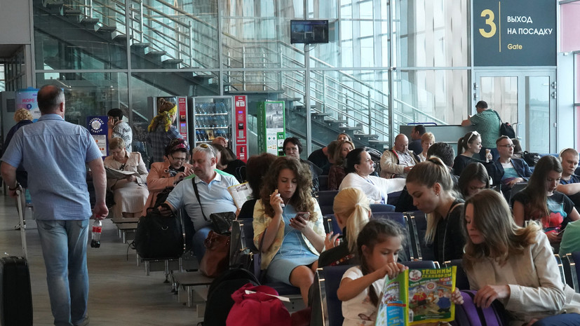 В аэропорту Калининграда больше не будут объявлять фамилии опаздывающих пассажиров