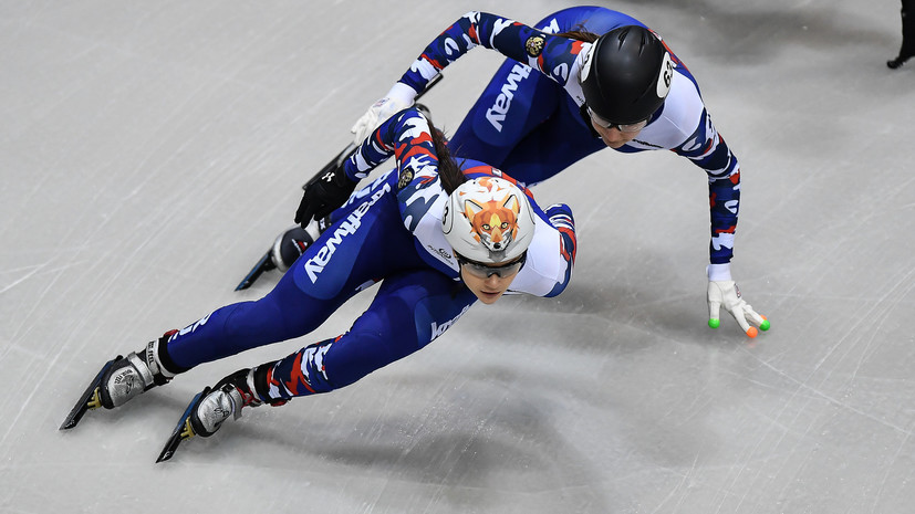 Просвирнова и Ефременкова завоевали награды на этапе КМ по шорт-треку в Канаде